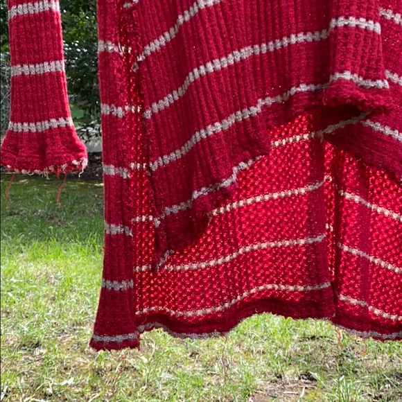 Free People V-neck - Picture 3 of 5